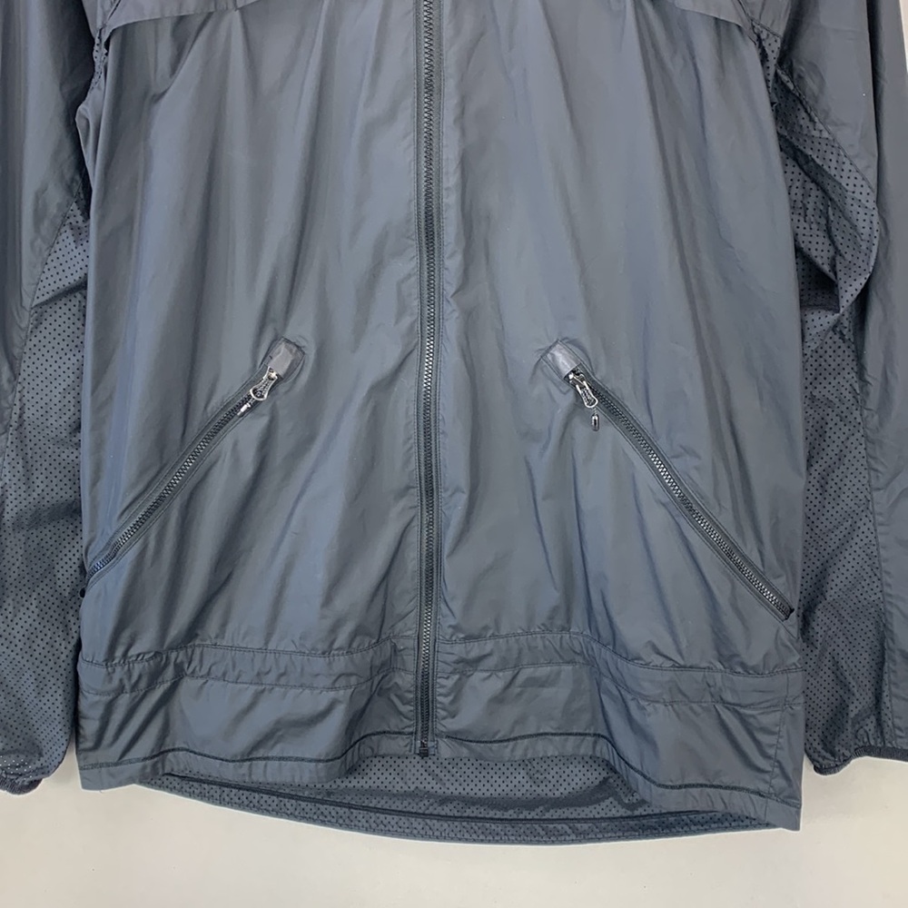 Lululemon Jacket Lightweight Wind-Resistant Activ… - image 4